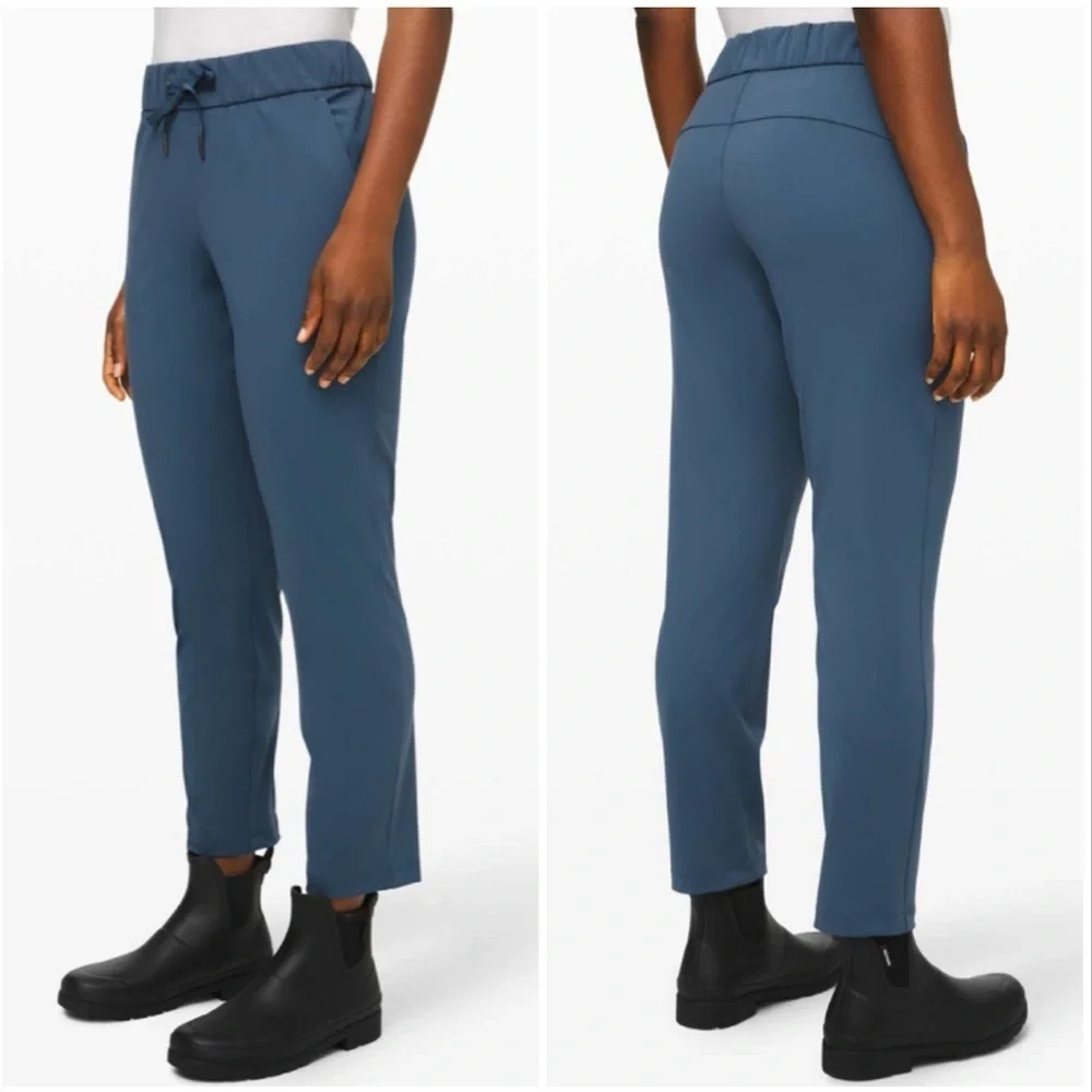 Lululemon On the Fly 7/8 Pant Code Blue Size 4 W5BPNS
